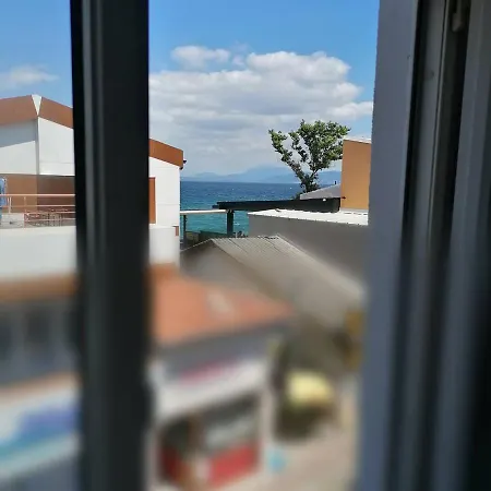 Mudanya Otel מודניה